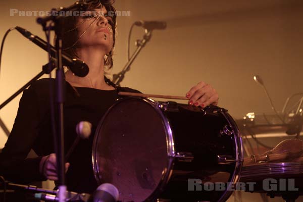 YASMINE HAMDAN - 2012-07-12 - PARIS - Le Trianon - 